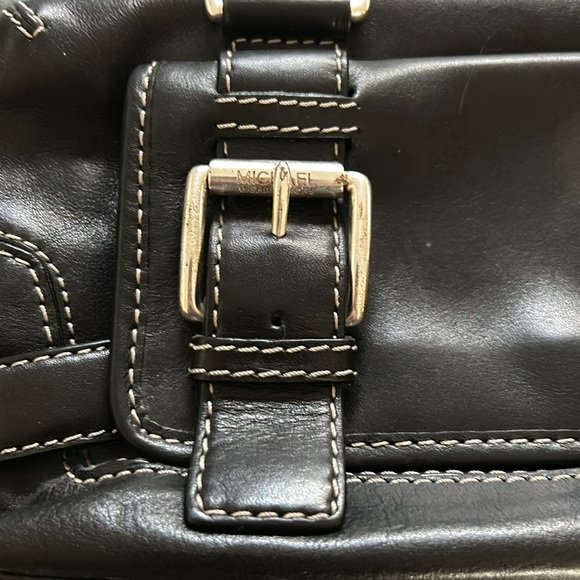 Michael Kors vintage buckle handbag - Picture 5 of 12